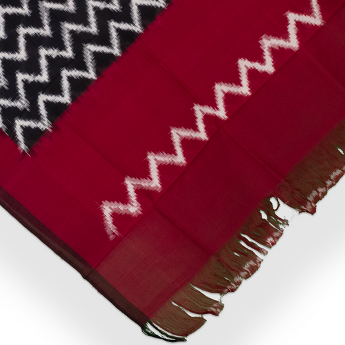 Crimson Red & Charcoal Black Zigzag Geometric Sambalpuri Single Ikat Cotton Dupatta