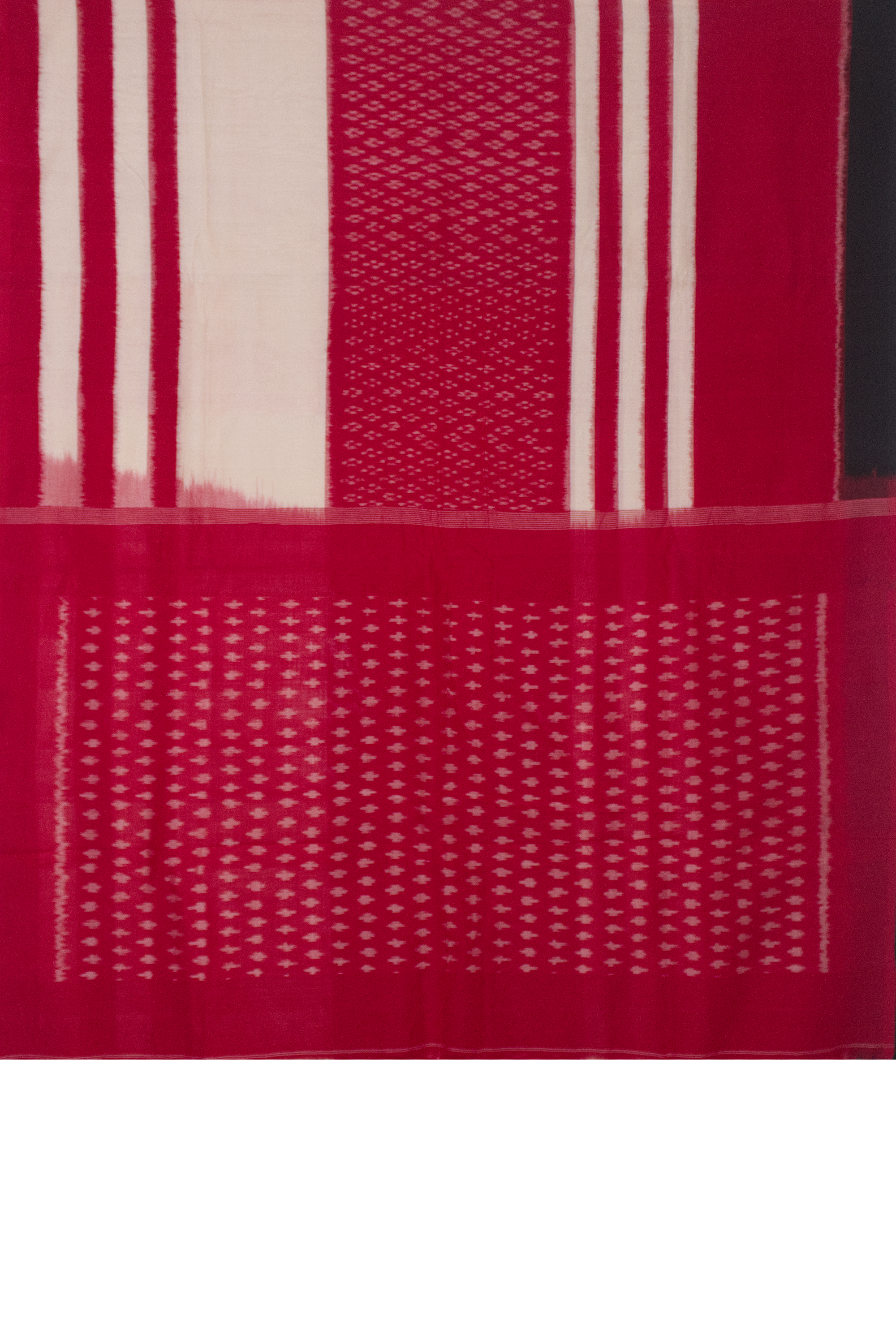 Red White Handloom Cotton Pochampally Saree
